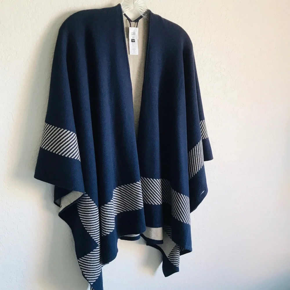 CAbi Reversible Navy/Tan Wrap Sweater Shawl Poncho Open Front Button Sides LNWOT - Picture 1 of 14